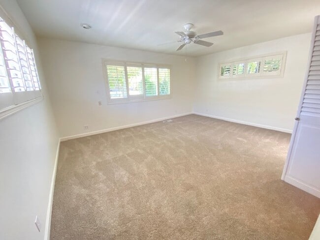Building Photo - Updated property with luxury Appliances in a prime location in Livermore