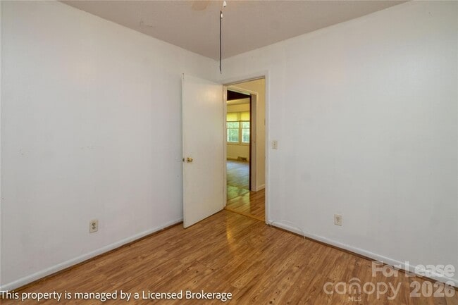 Building Photo - 234 Poplin St