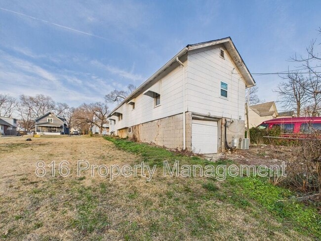 Building Photo - 1513 Rowland Ave