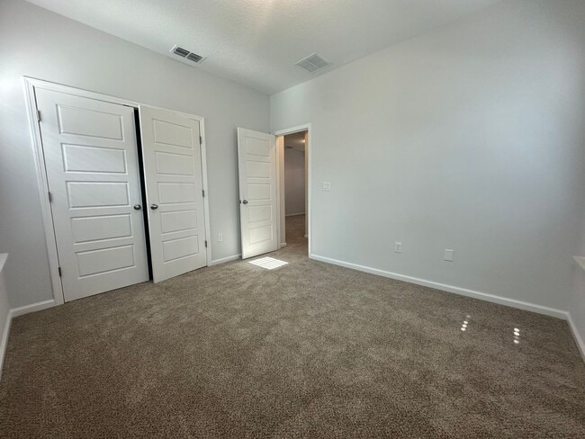 Building Photo - BRAND NEW HOME!