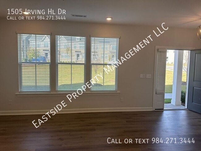 Building Photo - 1505 Irving Hl Dr