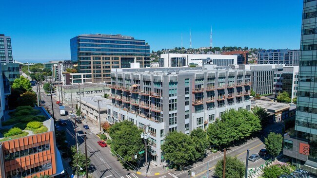 Building Photo - Modern Air Conditioned South Lake Union Loft