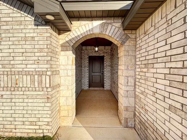 Building Photo - 3220 Corpus Ave