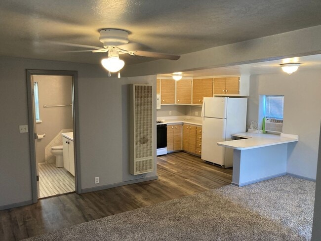 Building Photo - Studio Cottage
