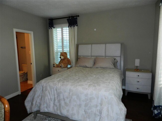 Building Photo - 4419 Montcliff Bend Ct
