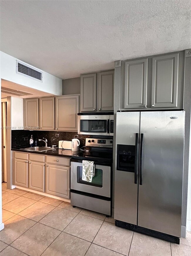 Building Photo - 19201 Collins Ave