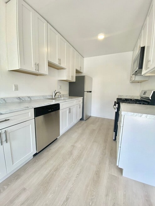 Building Photo - 1534 10th St