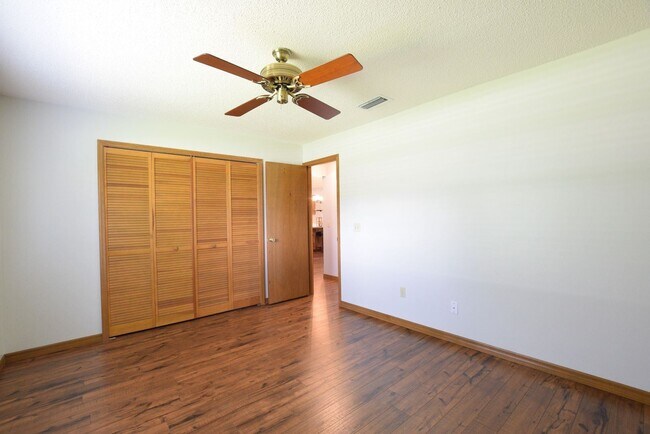 Building Photo - 3 br, 2 bath House - 236 Secret Way