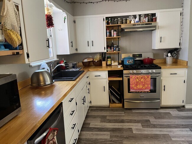 Building Photo - 3818 30th St