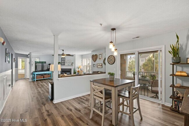 Building Photo - Fully furnished dream condo in Carolina Beach