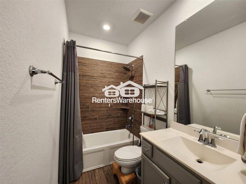 Building Photo - 14007 Hartford Heights Wy