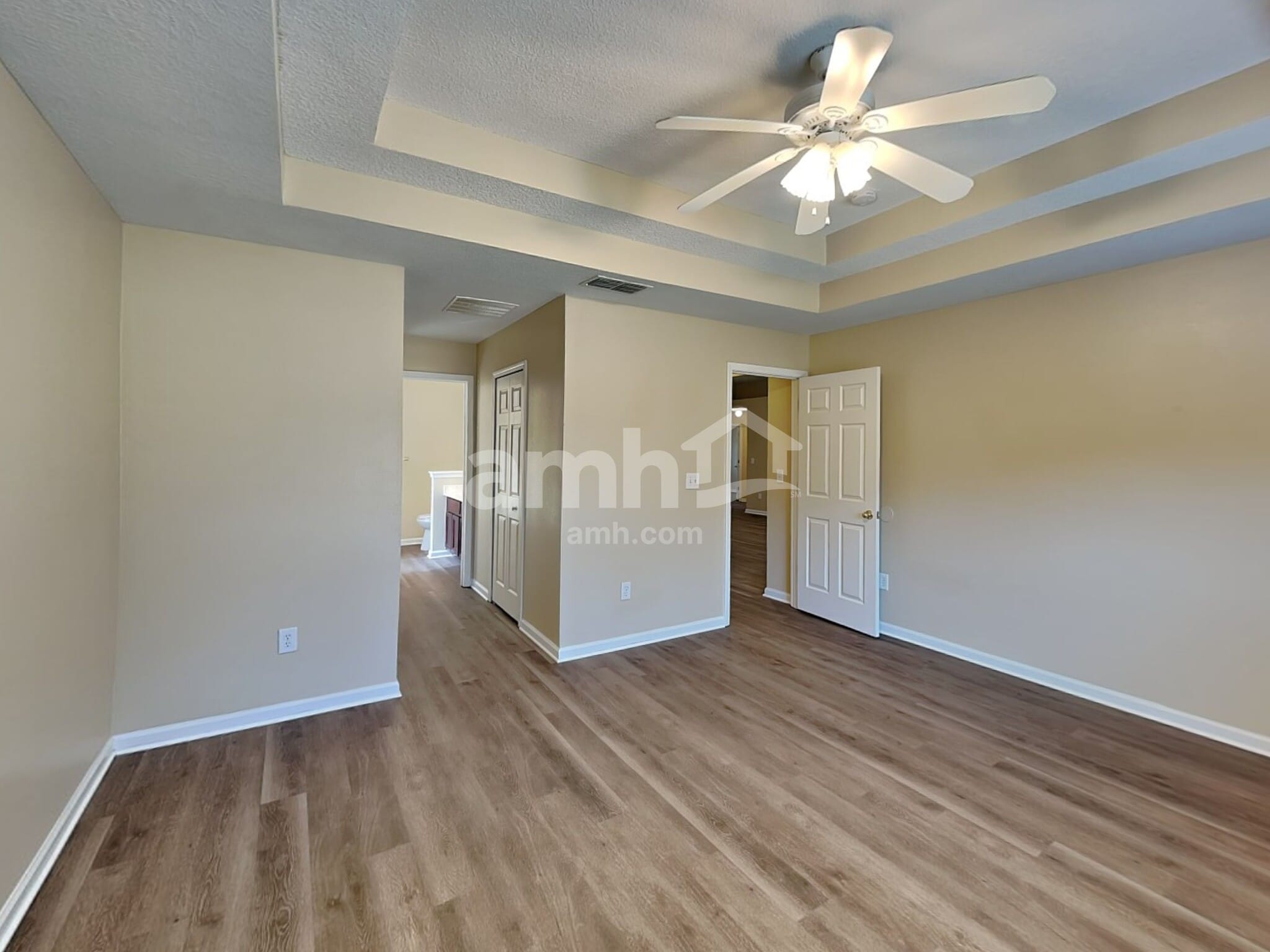 Building Photo - 612 Birchbark Trl