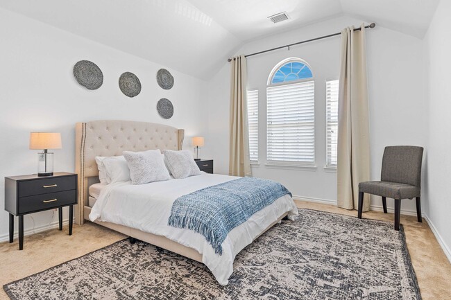 Building Photo - 7016 Playa