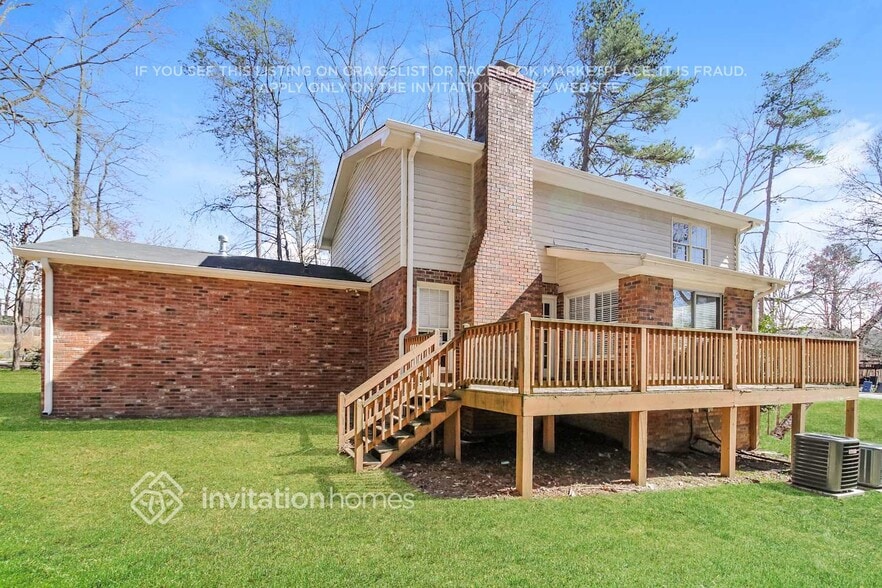 Building Photo - 1265 Seven Springs Cir NE