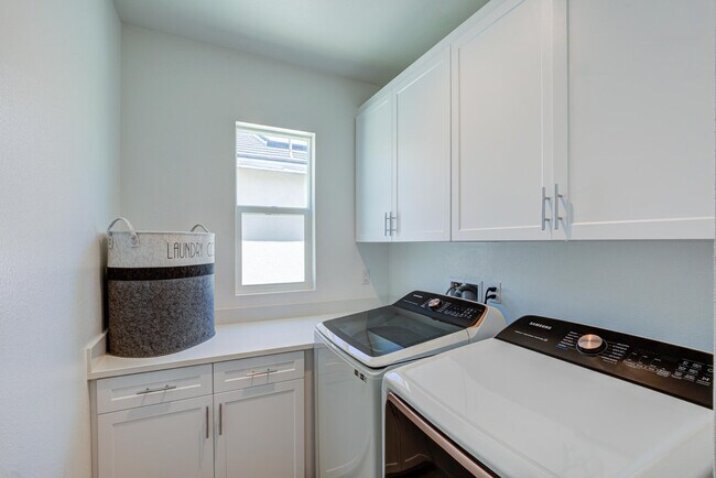 Building Photo - 84626 Litorale Ct