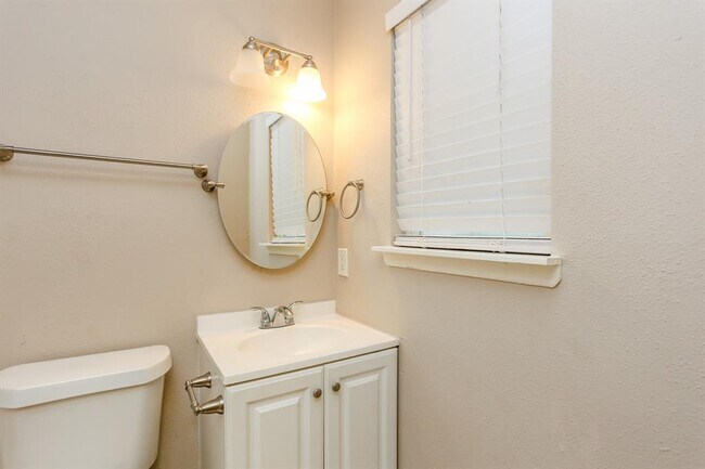 Building Photo - 14039 Eagle Pass St