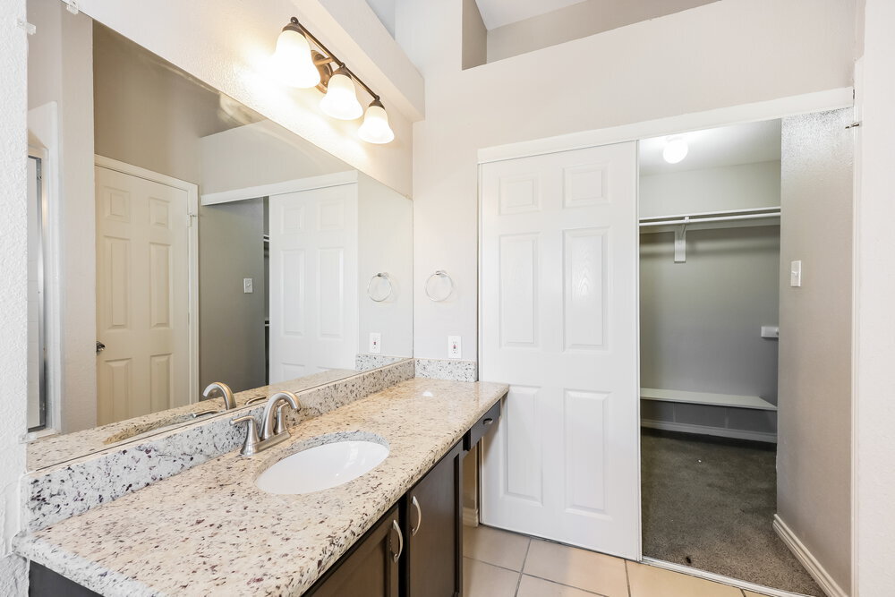 Building Photo - 4117 Cochise Dr