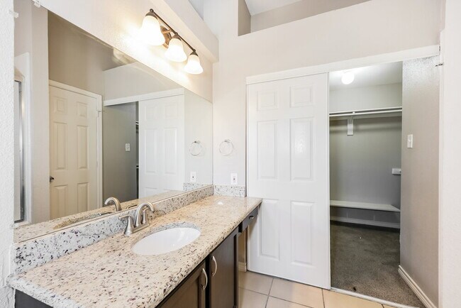 Building Photo - 4117 Cochise Dr