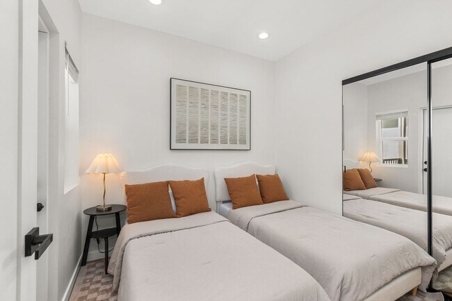 Building Photo - Brand new!