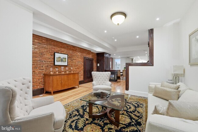 Building Photo - 56 Adams St NW