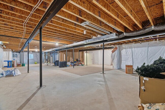 Building Photo - 2707 Turtle Lk Dr