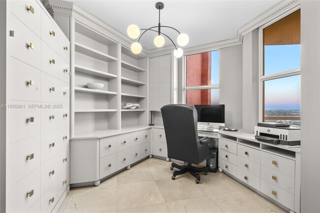 Building Photo - 2100 N Ocean Blvd