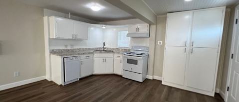 Building Photo - 414 Murex St