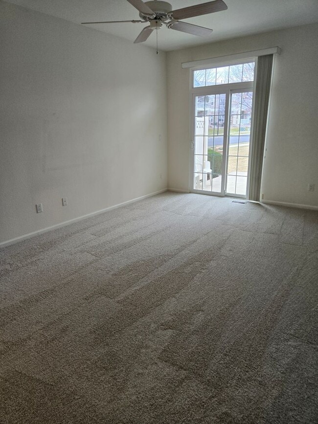 Building Photo - Ranch Townhome in The Broadlands