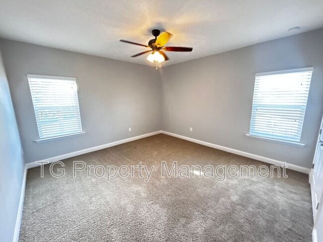 Building Photo - 4763 Yacht Ct