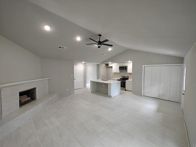 Building Photo - 5500 Adams Dr