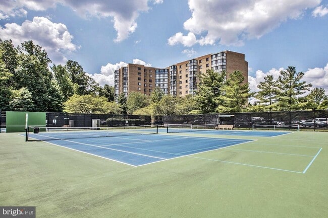 Building Photo - 3310 N Leisure World Blvd