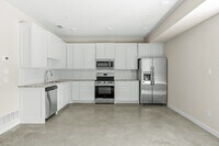 Building Photo - 2290 W Tarleton St