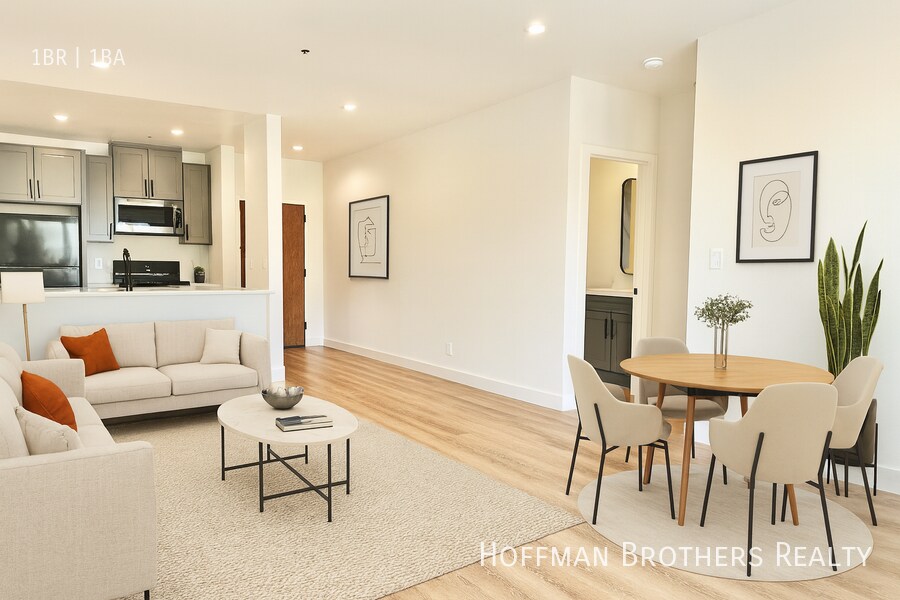 Building Photo - 1541 Ocean Ave