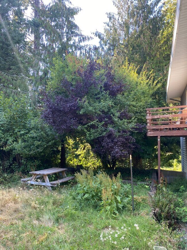 Building Photo - 075LincolnSt