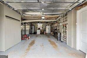 Building Photo - 3235 Woodview Dr SE