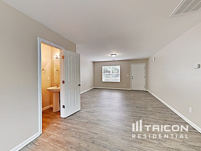 Building Photo - 4932 Magnasco Ln