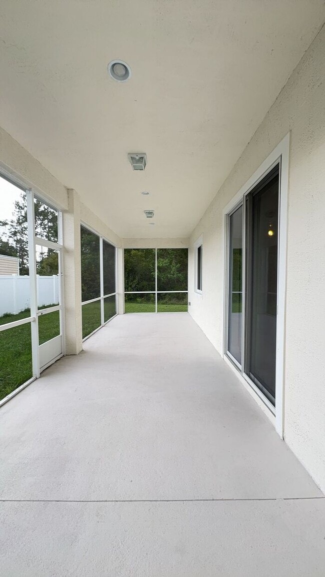 Building Photo - 1 Linden Place Unit B