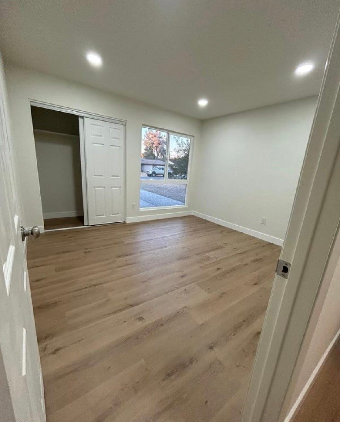 Building Photo - 41767 Shady Ln