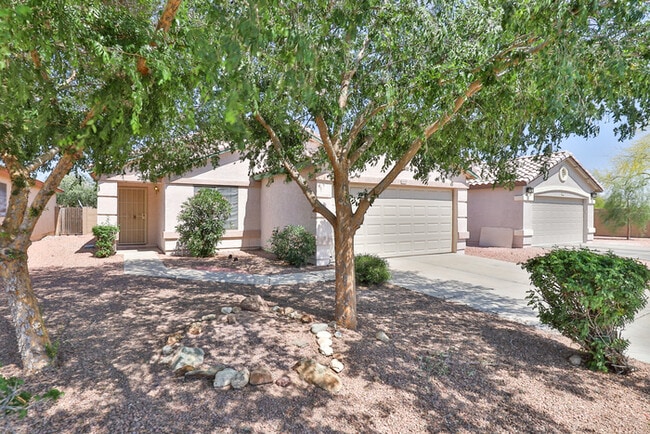 Building Photo - 14919 N 149th Dr