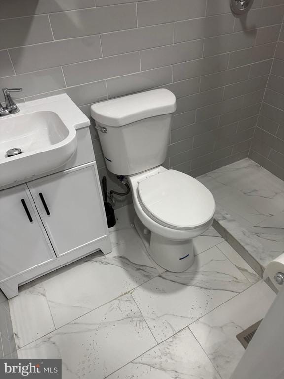 Building Photo - 810 McDowell Ave