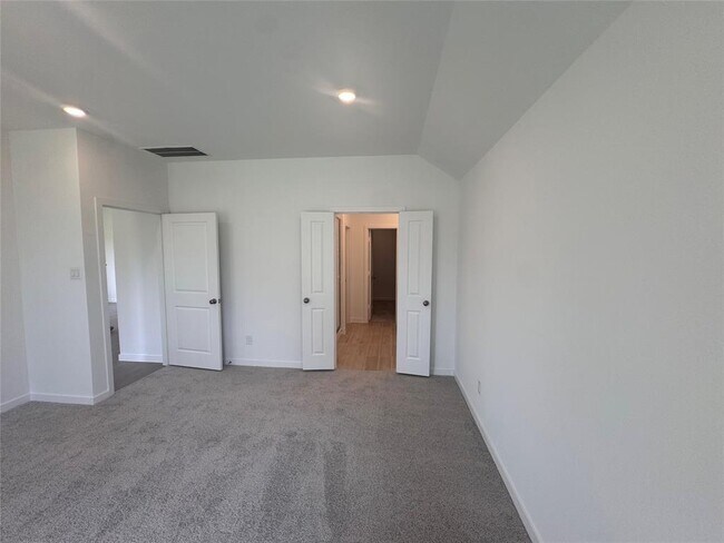 Building Photo - 6302 Symphony Wave Dr