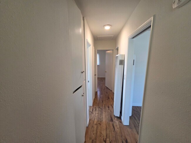 Building Photo - 15303 Fairhope Dr