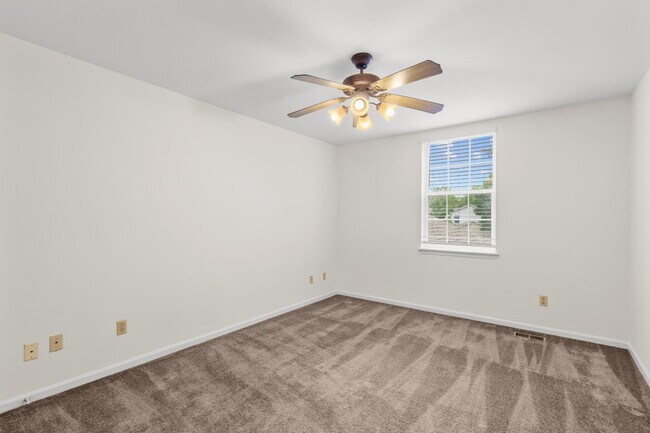 Building Photo - 3509 Delmar Ct