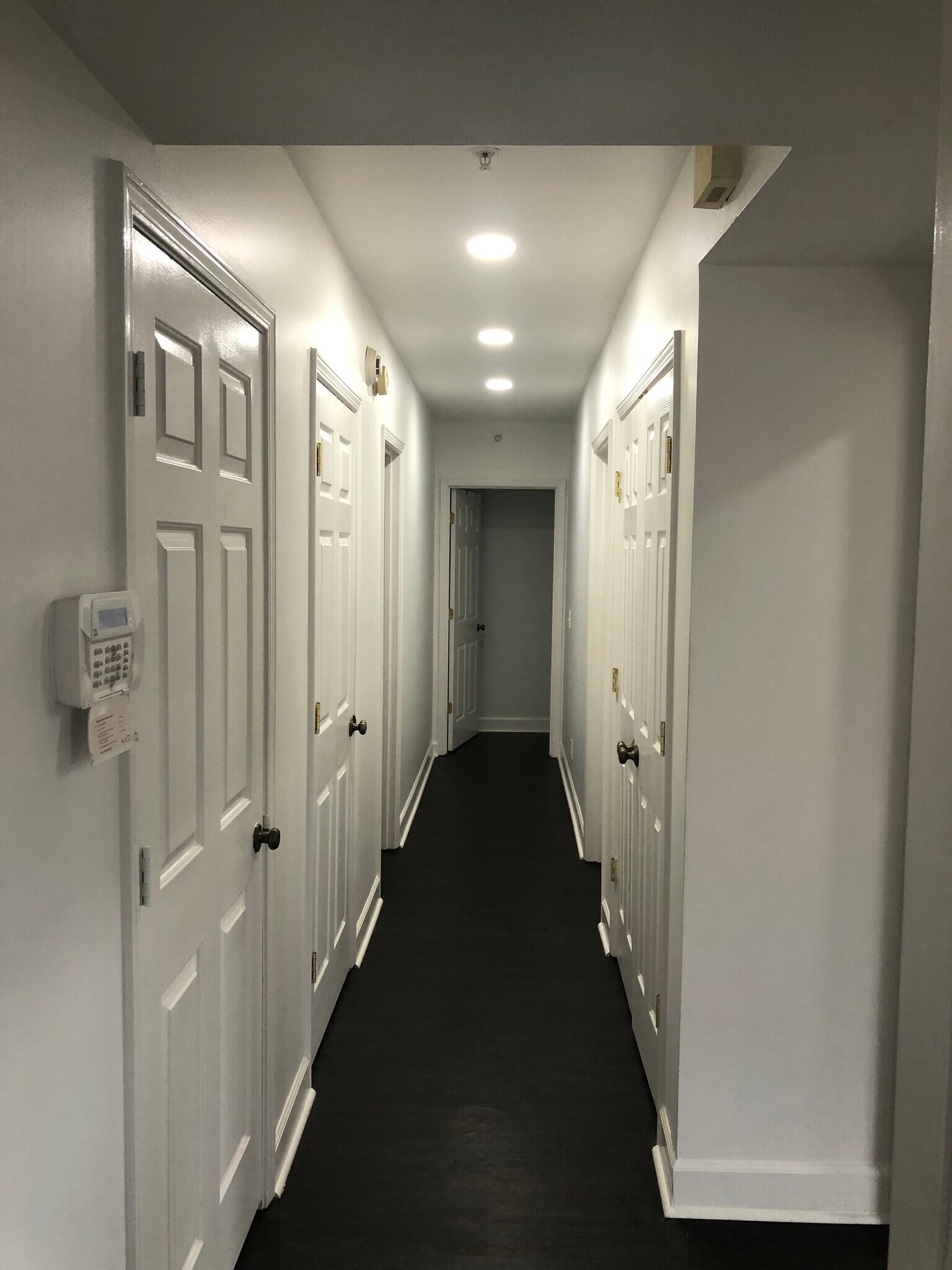 Building Photo - 908 Lismore SE