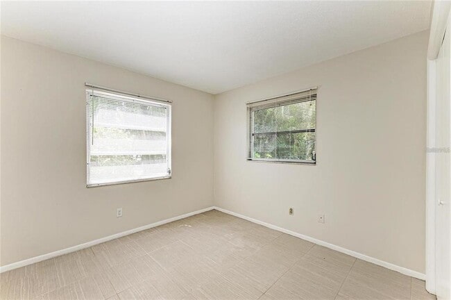 Building Photo - 2121 Pueblo Cir