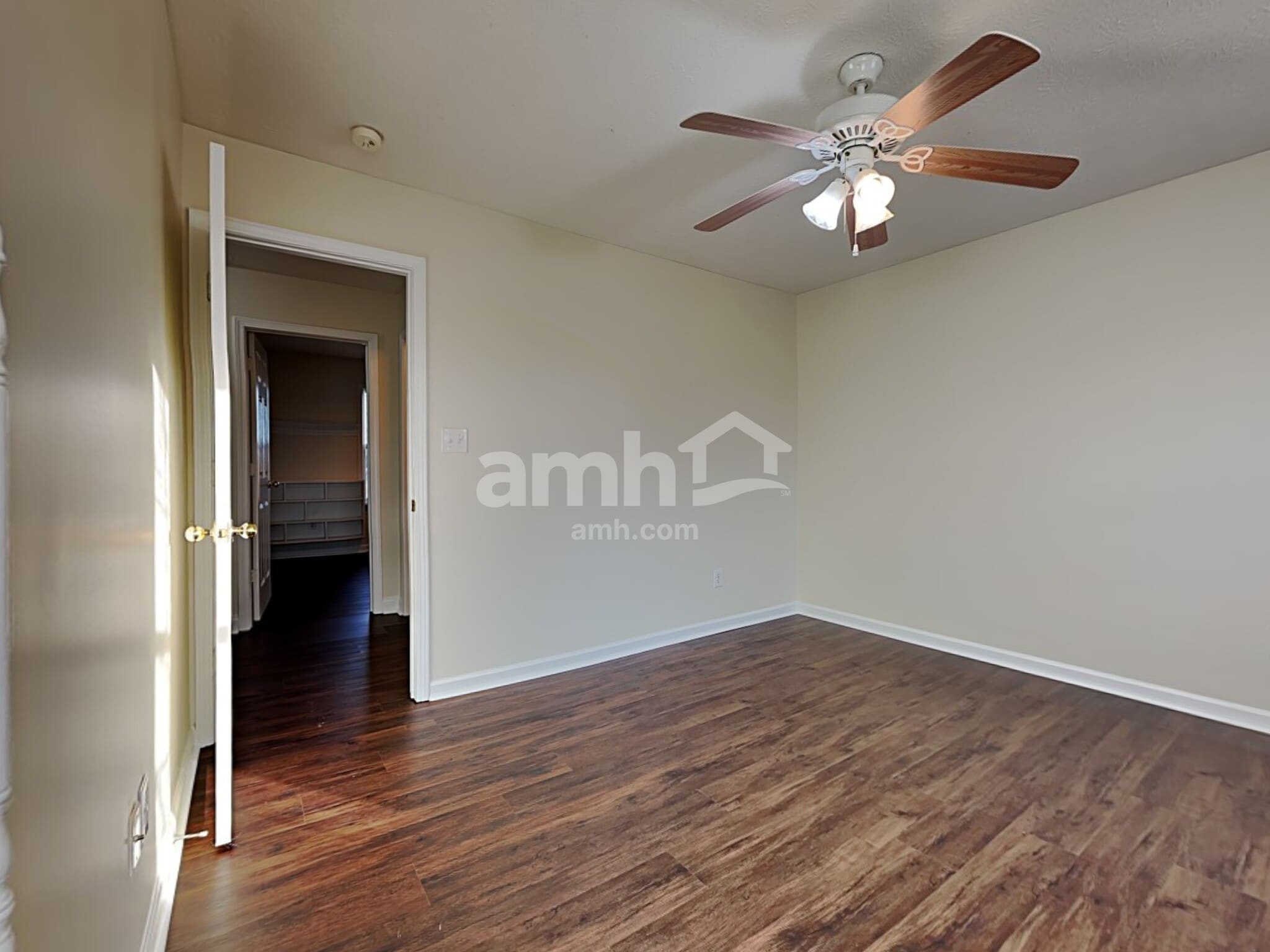 Building Photo - 17895 Grassy Knoll Dr