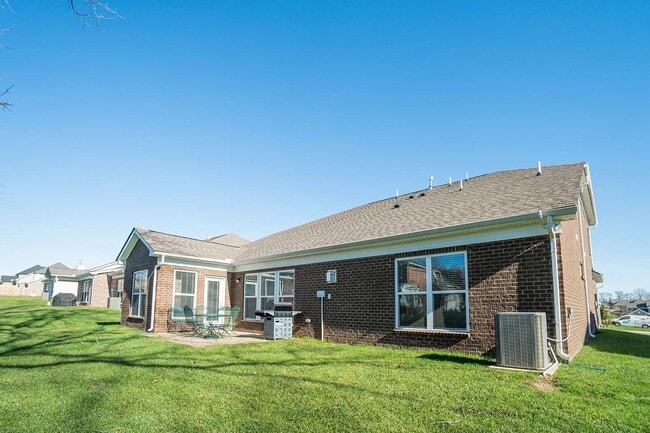 Building Photo - Beautiful 5-Bedroom Home in Brixworth Neig...