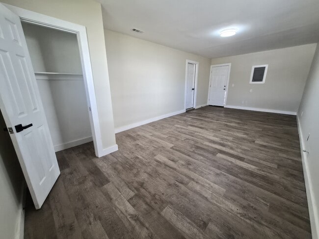 Building Photo - 8515 Georgiana Ln