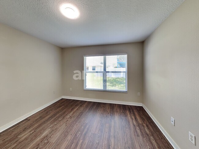 Building Photo - 6405 Oyster Island Cove