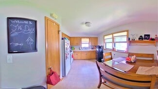 Building Photo - 879 Clayland St